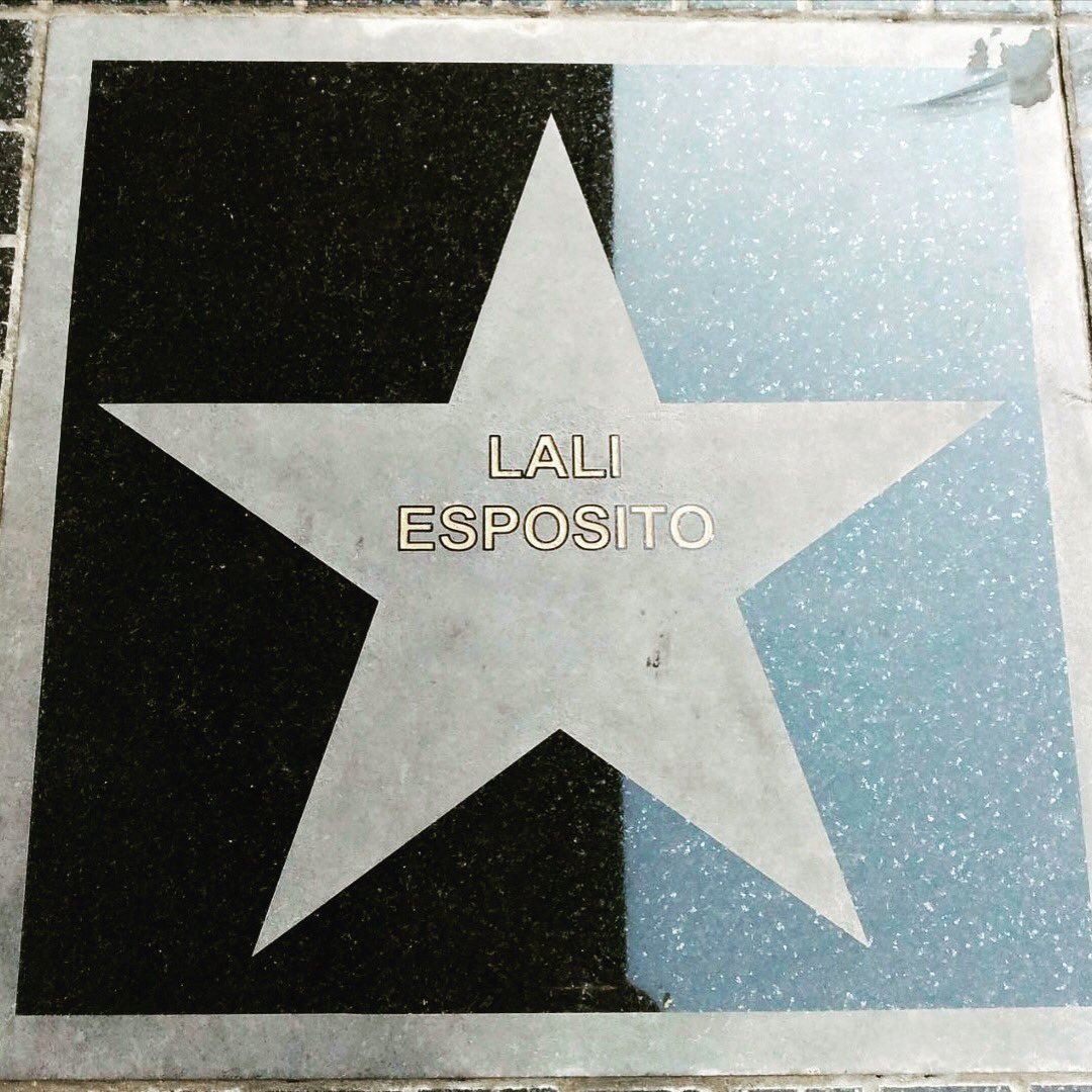 Lali tweet media