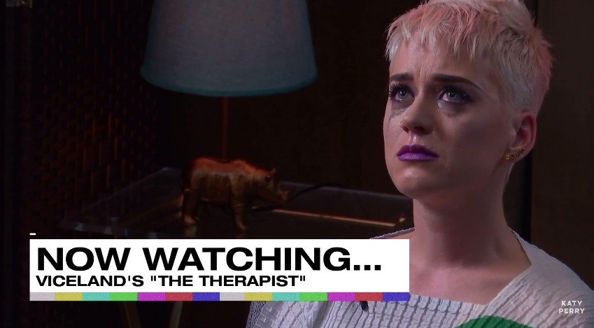 lickperry's tweet image. EU QUERO TANTO ABRAÇAR ELA #WeLoveYouKatyPerry