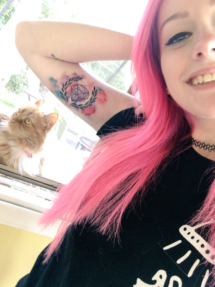 <a href="/crystalynemusic/">CRYSTALYNE</a> I'll never be able to thank you enough for the past 5 years but I certainly want to remember them forever 💞