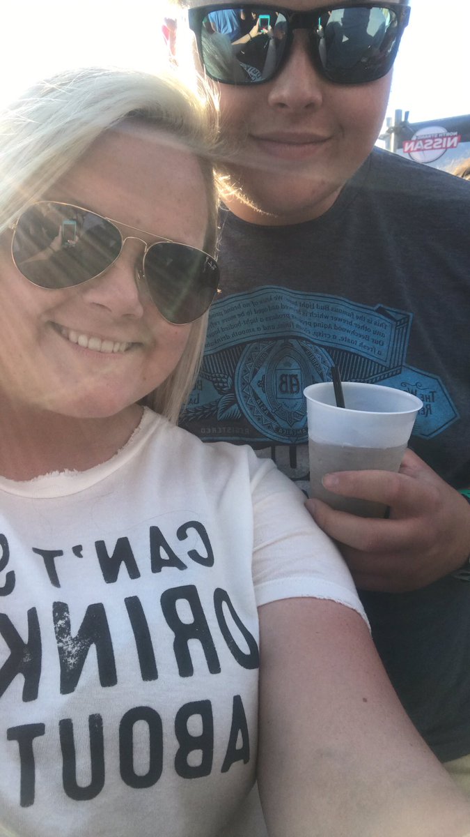 EmilyWrenWink's tweet photo. #CCMF2017 #UPshow https://t.co/ugTSYjsicb