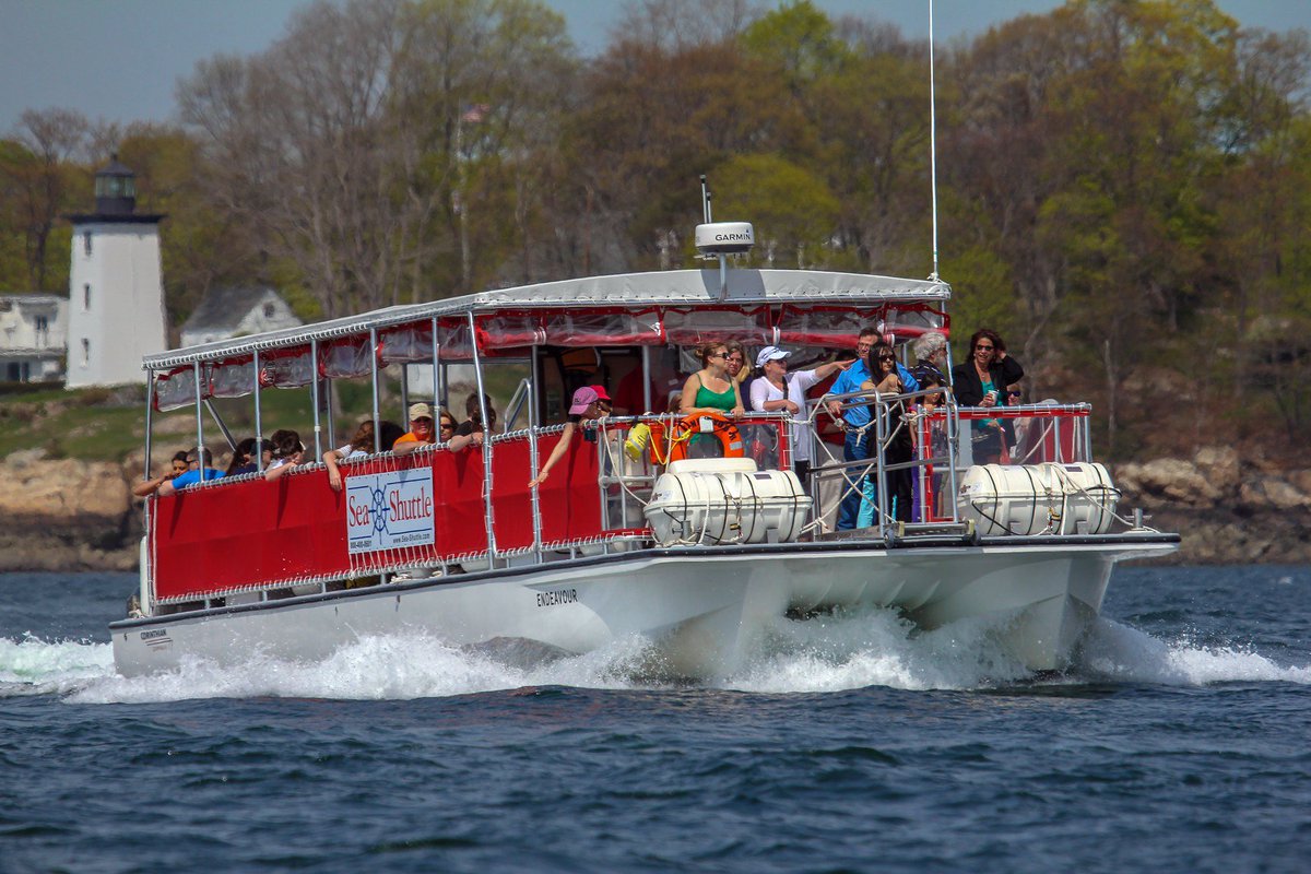 SeaShuttleMA's tweet photo. Hot forecast later this weekend. Cool breezes on the Sea Shuttle. Got time to chill? https://t.co/gufIHHX896       888-400-0601 https://t.co/wfqwgkSNkL