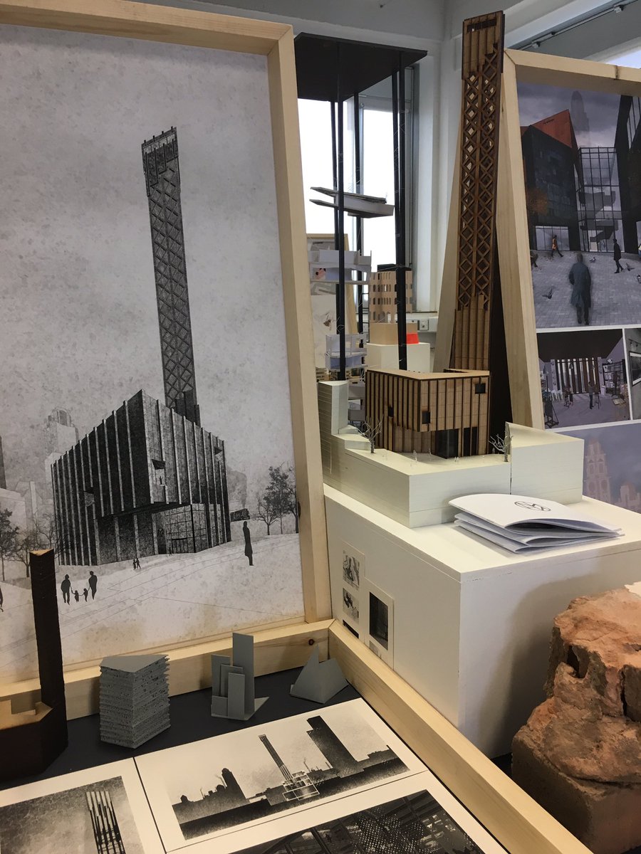 penny_macbeth's tweet image. Great private view tonight #McrDegreeShow17