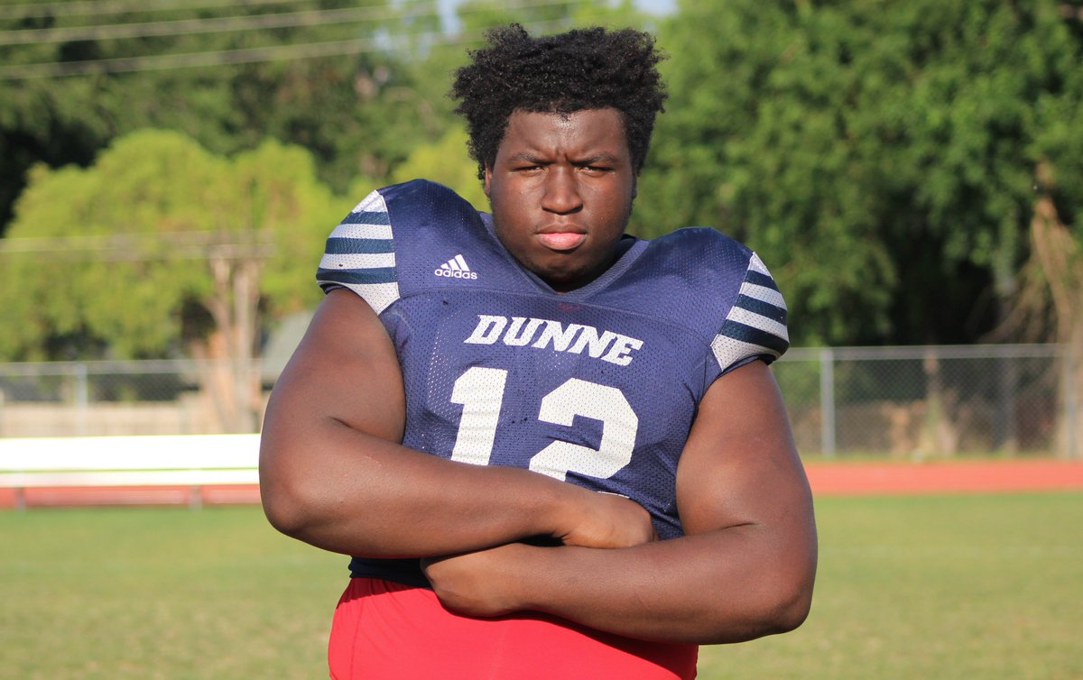 EJHollandOn3's tweet photo. I visited 45 high schools during the evaluation period. Here is my All-Spring team: Defense (FREE). https://t.co/aCe3YfKZl8 https://t.co/Lh19z2KIOx