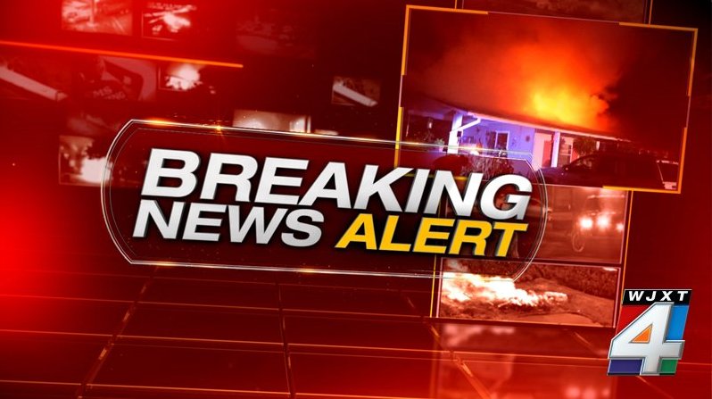 wjxt4's tweet photo. BREAKING: Jacksonville police responding to crash with life-threatening injuries on Merrill Road at Arlex Drive in Arlington. https://t.co/RO61goF8WM