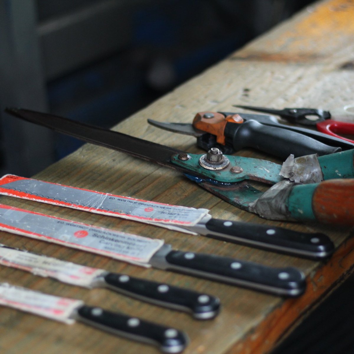 thekingofsharp's tweet image. #sharpening #knives #cooking #kitchen #food #sharp #knifesharpening #mobilesharpening #canon #dslr #1300d #knifephotography  #photography