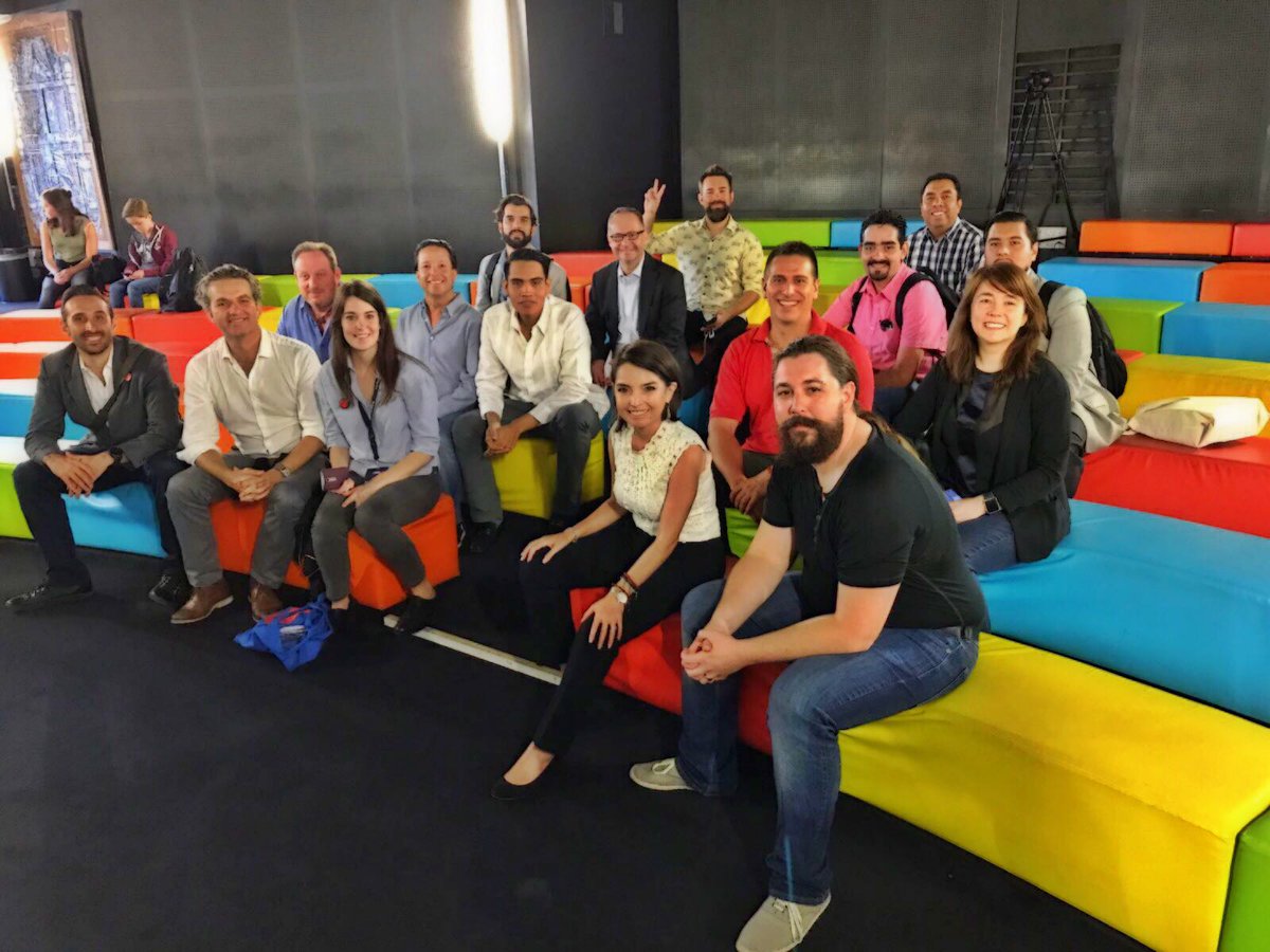 BereniceAlcalde's tweet photo. Programadores de #Ecole42 desde el #COMFEI #FuturEnSeine impresionante innovación de formar en cuestiones #TICs a jóvenes de 18-30 años https://t.co/wYUeOIr4Cw