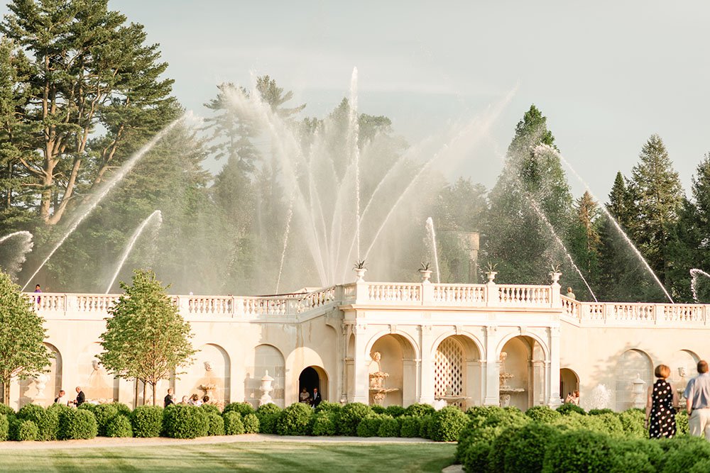 longwoodgardens's tweet photo. Don’t miss any of our amazing fountain gardens this summer. Our latest blog will help you plan your visit. https://t.co/bEKuGSCc76 https://t.co/JqqkqilV0q