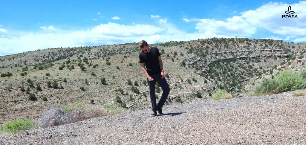 WeAllGrowLatina's tweet photo. Stylish clothes environmentally friendly. Check out the experience @PaulLenk had with @prAna https://t.co/KiX5CJElK7 #prAnaInspira https://t.co/ESYFBSzAQj