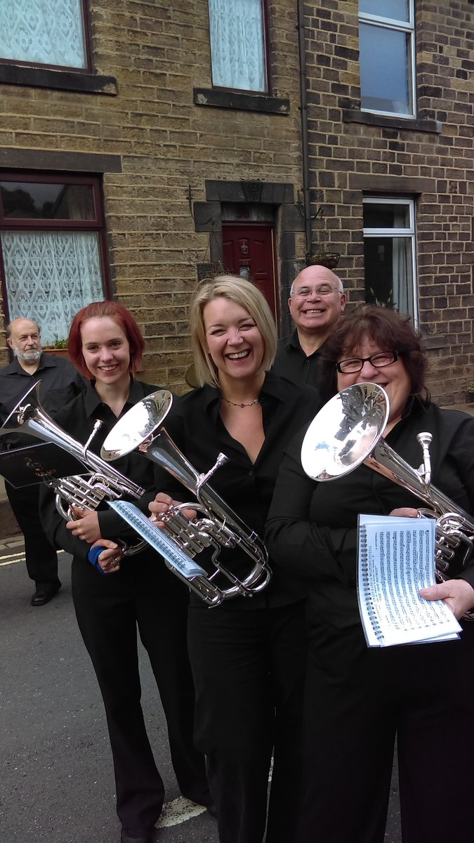 ShrewtonBand's tweet photo. @WhitFriday17 Goldstone Brass made up of Shrewton Silver and Shaftesbury Town Band at Greenfield Whit Friday Morn #hailsmilingmorn https://t.co/RGI4SGCHHq