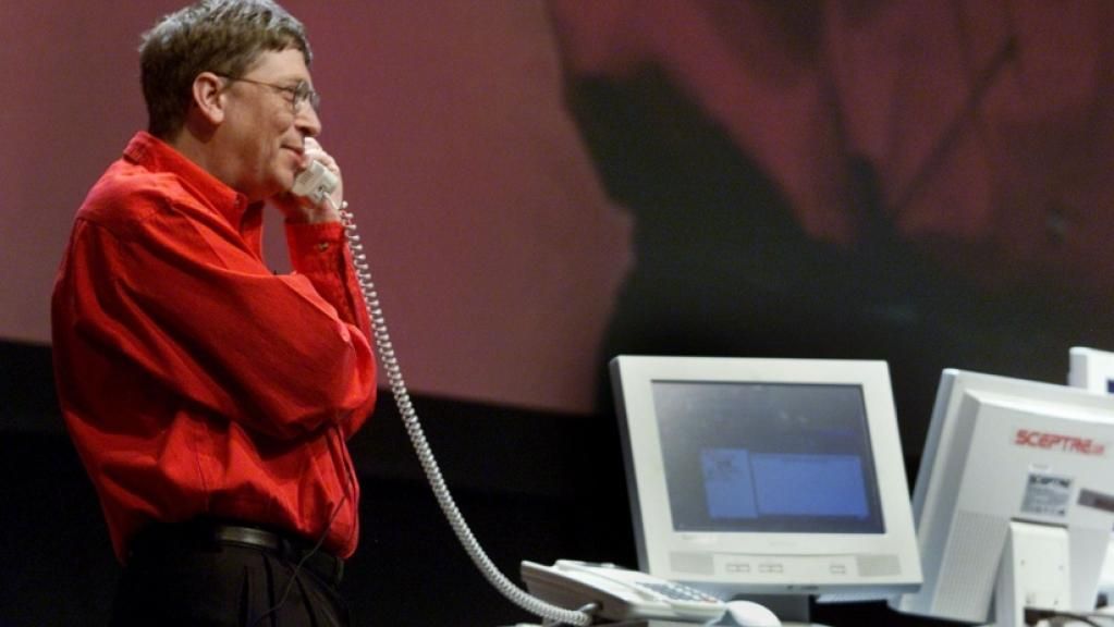josephsoto's tweet image. That time Bill Gates answered a #Tech support call ... and crushed it buff.ly/2rcdGK2 via @GeneMarks