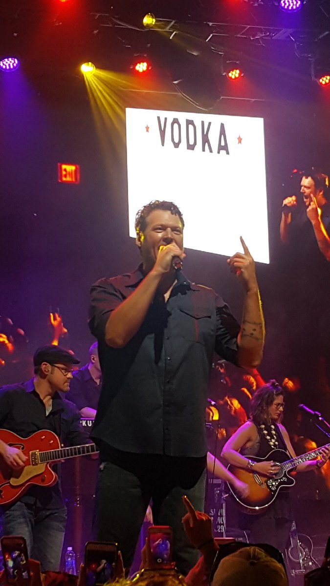 kmpatak's tweet photo. Thanks @SmithworksVodka and @blakeshelton for the amazing pop up show today @wildhorseTN...best #CMAfest ever! https://t.co/CsDdQC9RTW