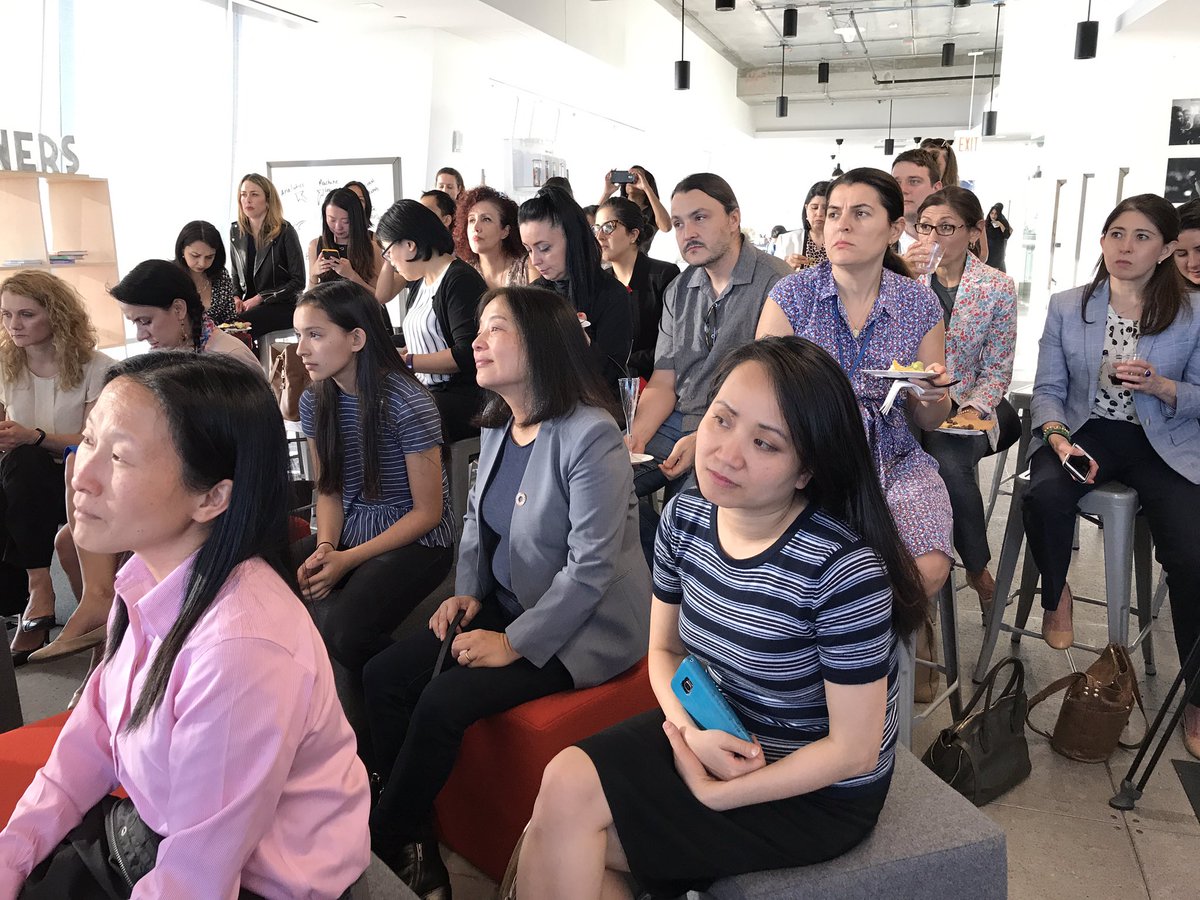 rosenbergann's tweet image. Big thanks to @schwentker of @blockchainU &amp;amp; @UN_Women for providing a crash course on @blockchain tonight at @SAPLeonardo @_HudsonYardsNYC