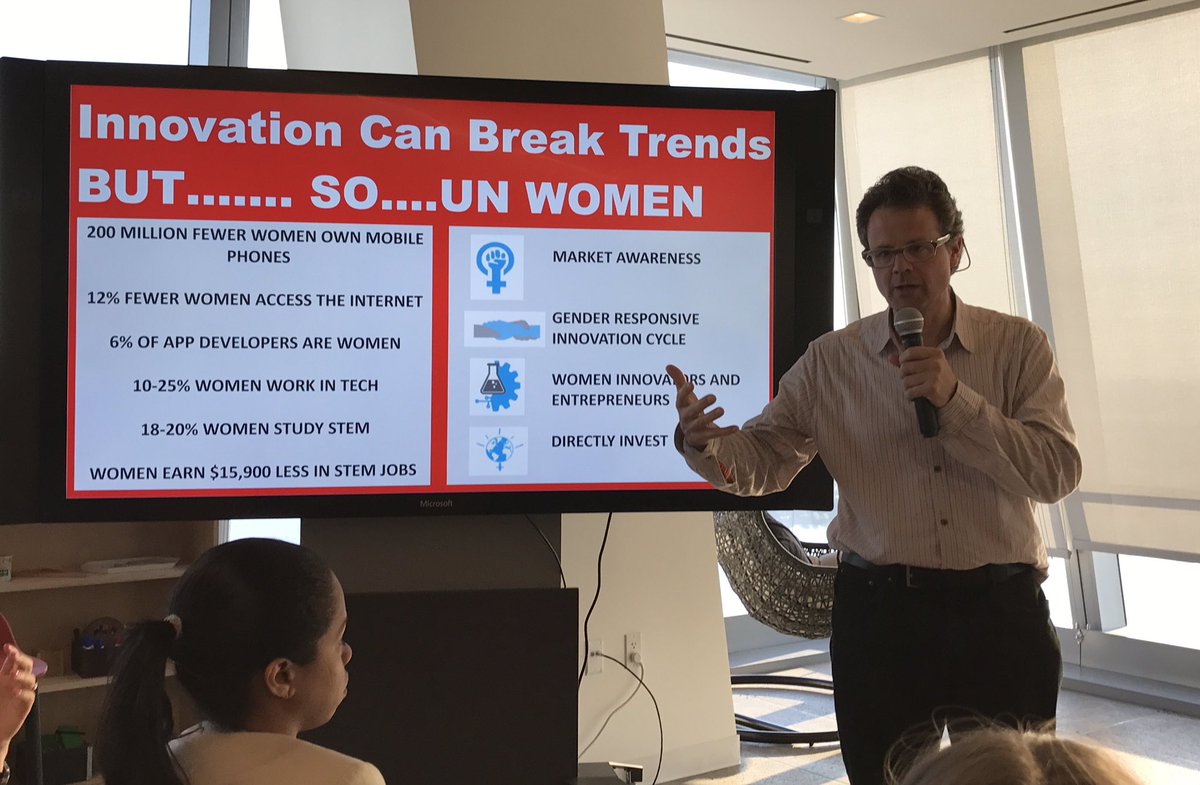 rosenbergann's tweet image. Big thanks to @schwentker of @blockchainU &amp;amp; @UN_Women for providing a crash course on @blockchain tonight at @SAPLeonardo @_HudsonYardsNYC