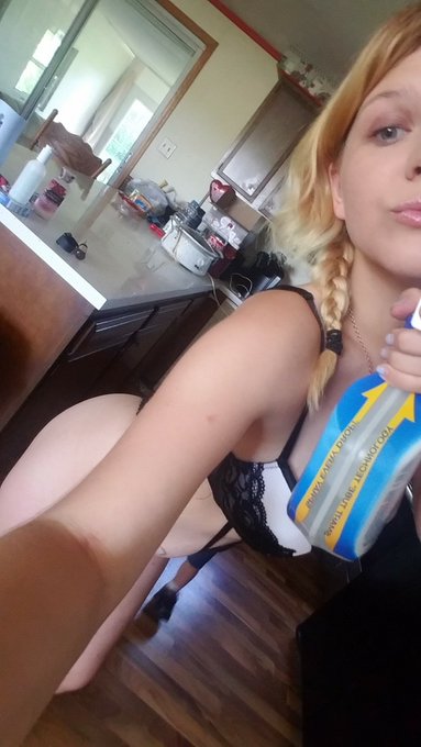 Lemme cum clean your house and bring your fantasy alive 🍉😈😈😈 https://t.co/BDZk3Vr8Lb<a href="/tag/newprofilepic"class="tags"><span>#newprofilepic</span></a>