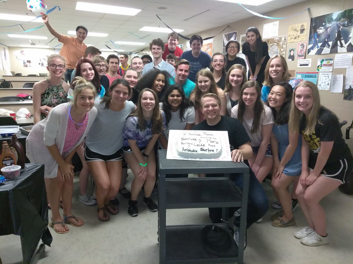 MrKenley's tweet photo. So grateful to my AVID, AP World, &amp; Philosophy Club students for a great year. Thanks for the kind words, cards, &amp; gifts. My ❤️ is so full! https://t.co/01cHH5octC