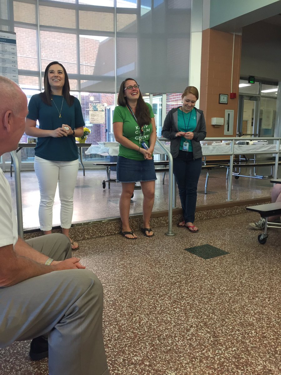 SouthernMSAACPS's tweet photo. SMS said farewell to some amazing teachers today. We will miss you! #speed #morgan #marks #stinchcomb #beckner #walker #wilcox #duswalt https://t.co/Wx59uPEg8c