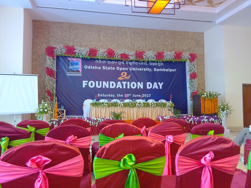 SameerKumarBhoi's tweet image. 2nd #FoundationDay #OSOU #Sambalpur at Hotel #GrandSiva @jp_mohapatra