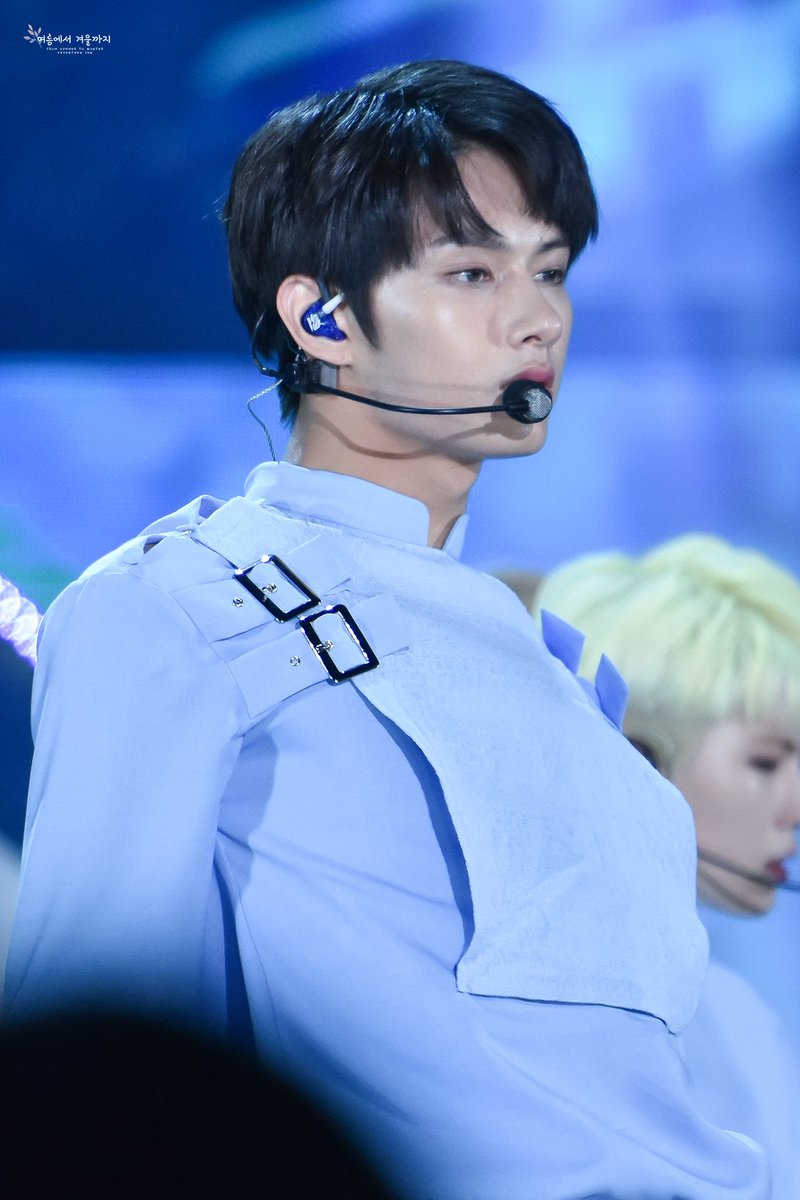 fromJUNtoDK's tweet photo. #HappyJUNday #나의_기적_문준휘_생일축하해

태어나줘서 고마워 노래해줘서 고마워
너의 존재가 내게 정말 고마워

#세븐틴 #SEVENTEEN #JUN #준 #준휘 #文俊辉 #울고_싶지_않아 #Dont_Wanna_Cry  @pledis_17 https://t.co/xZi2lrvlfL