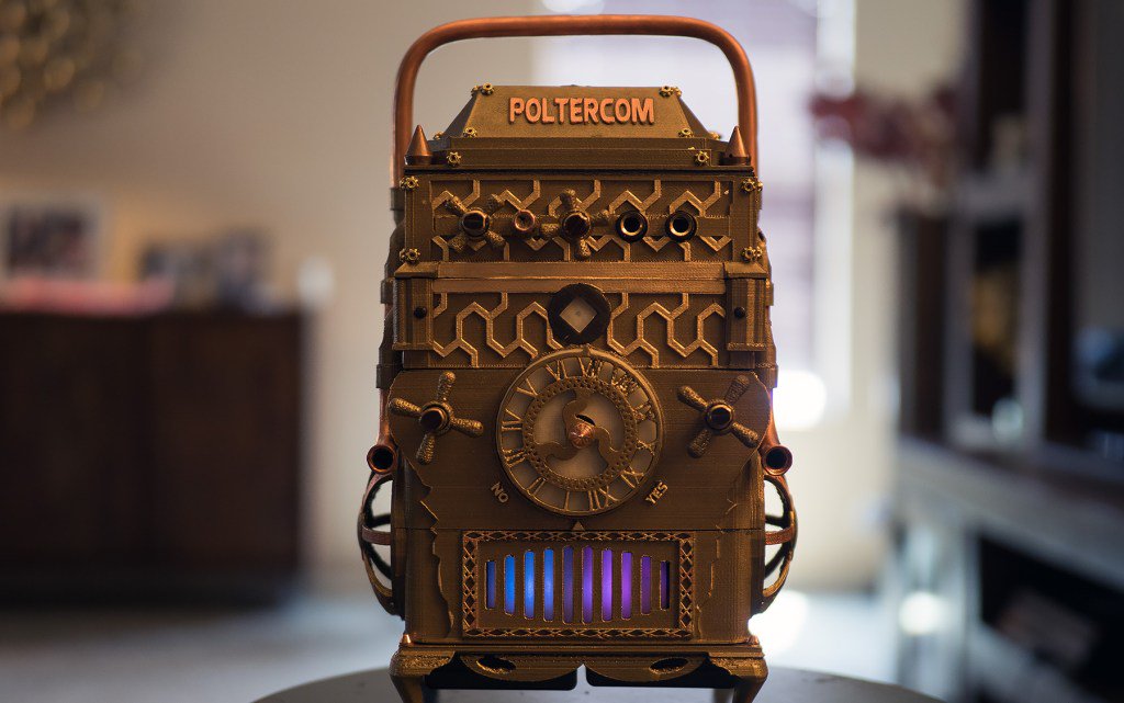 Three New Videos with a Poltercom and a New Wonder Box huffparanormal.com/2017/06/three-…