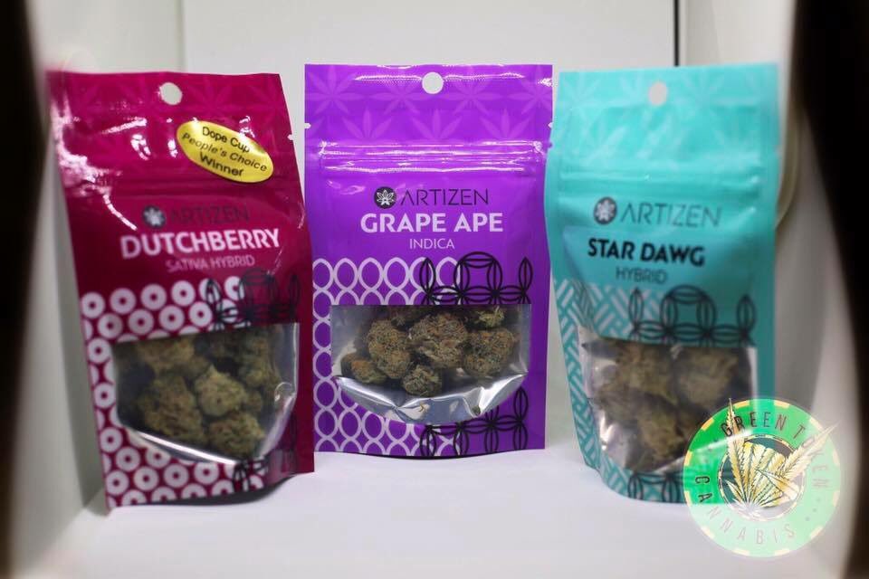 GreenTokenLLC's tweet photo. We have more #ARTIZEN IN! With the popular #Dutchberry #GrapeApe and #StarDawg #GREENTOKENCANNABIS #i502 #Lacey https://t.co/vvwpi15Ch4