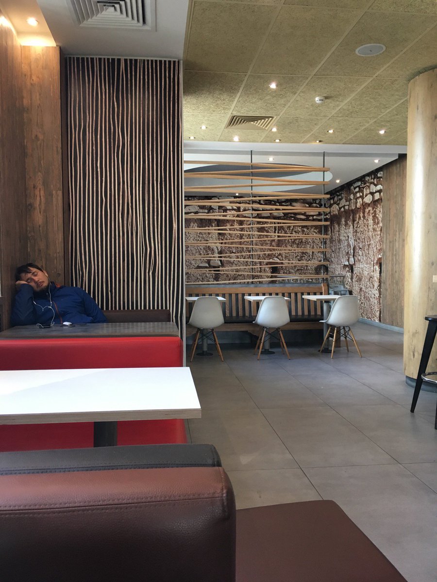 I'm at McDonald's in Москва w/ <a href="/lenkinp/">Elena Menshikova</a> swarmapp.com/c/8dy4mHUAcFz