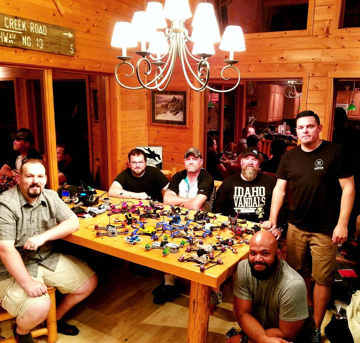 EJ_Amped_Out's tweet photo. Roadtripped w the @Thrust_UAV - #BoiseFPV crew to do some #droneracing in Spokane for @Multi_GP qualifyer!⚡#MegaDoomer #FPV #quadcopter #UAV https://t.co/I9rLNu5Y1F