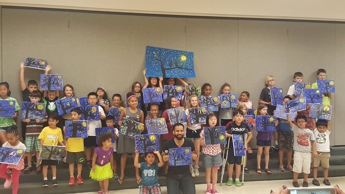 4thGrade_Buzz's tweet photo. Mr. Singh leads Paint Night #HalleyICE #ourfcps https://t.co/OgCJTQo1NY