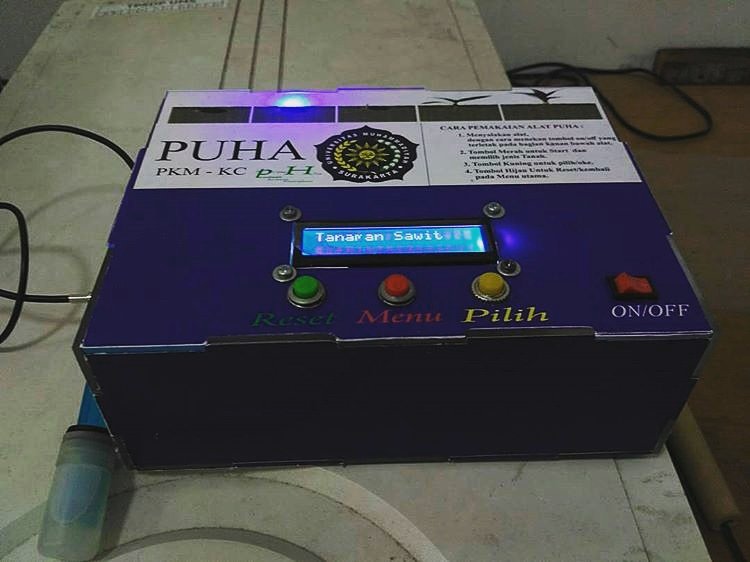 diktilitbang's tweet photo. PUHA [Pendeteksi Unsur Hara] Berbasis Smartphone adalah Sebuah alat yang berfungsi utk Mendeteksi Unsur Hara Tanah Pada Tanaman Kelapa Sawit https://t.co/zKDKTfsBjT