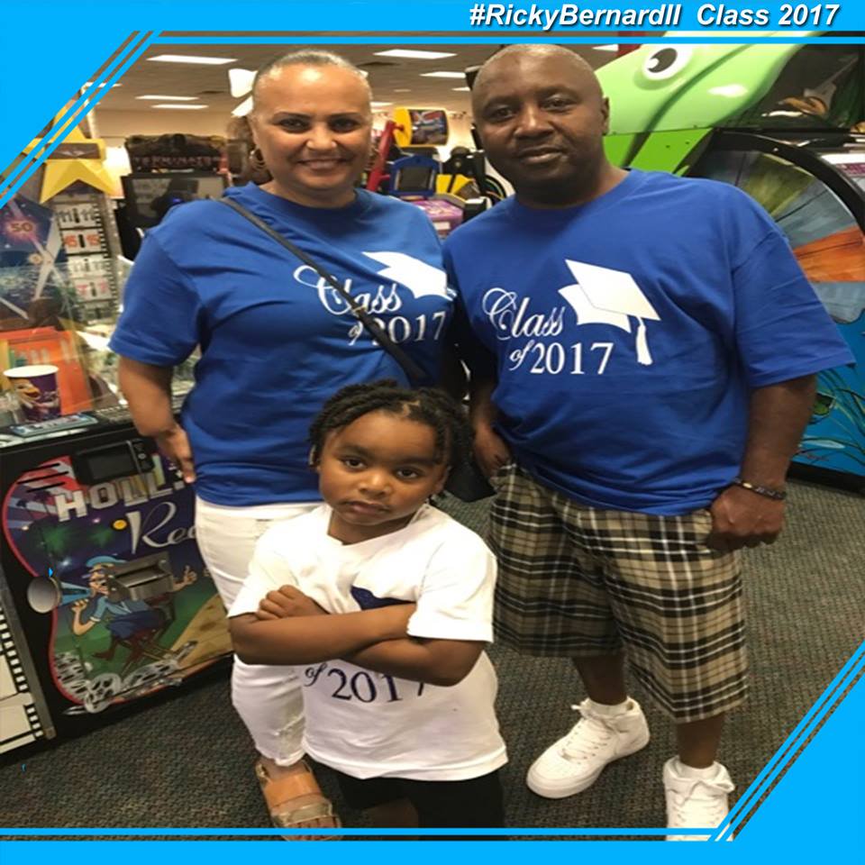 rickybernardII's tweet photo. #Congratulations #Classof2017 🎓🎓 #RickRick #GardenOaksELC #Graduation #ThankyouMom #ThankyouDad #ThankyouUnclePapa #ThankyouGranny https://t.co/SmXTL07cZG