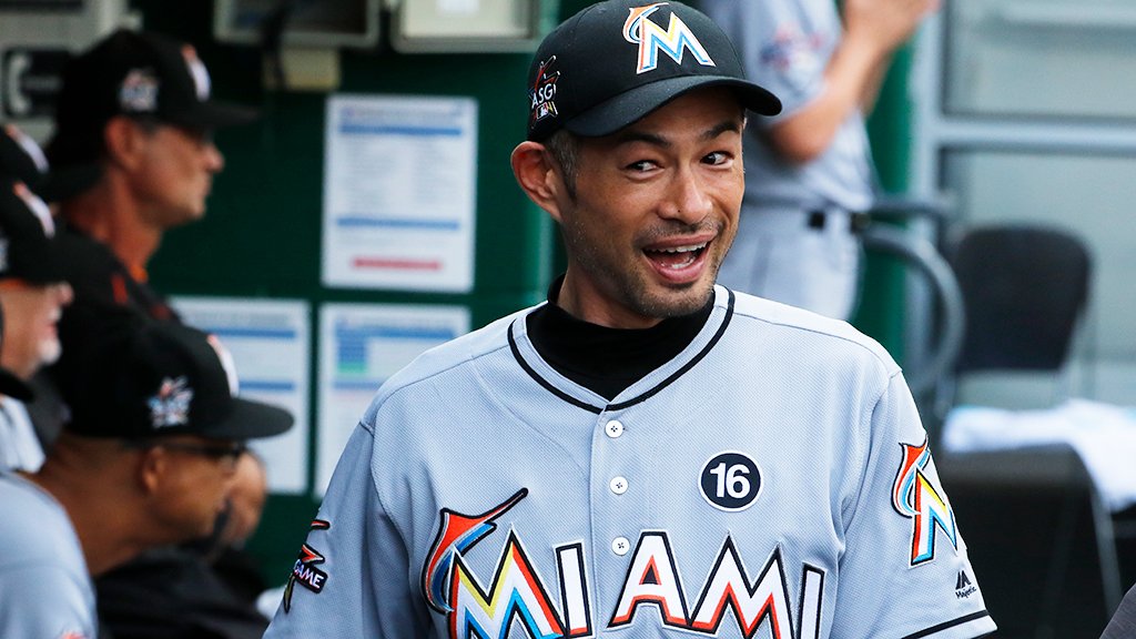 MLB's tweet photo. There’s cool, and then there’s Ichiro cool. https://t.co/SkFJV4DBVS