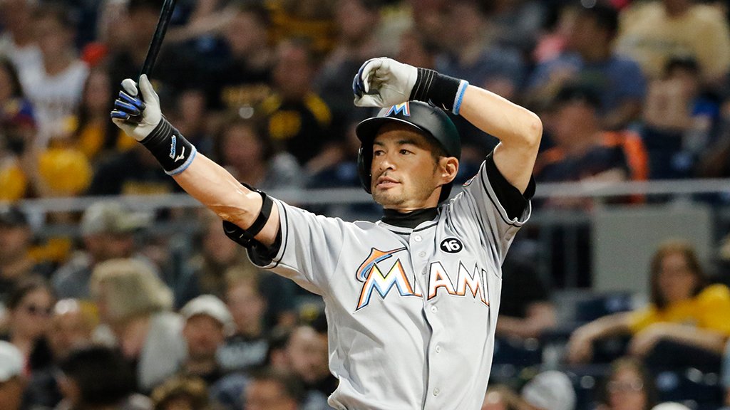 MLB's tweet photo. There’s cool, and then there’s Ichiro cool. https://t.co/SkFJV4DBVS