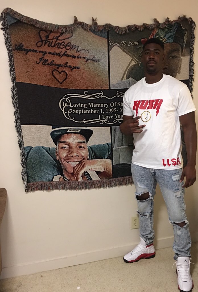 Cook_2Ruthless's tweet photo. Racks GanG niggas know how we Rocking #longliveRacks https://t.co/FnhjDl5YYs