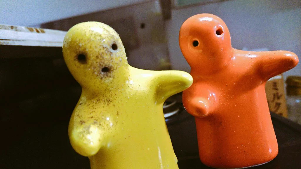 調味料入れがだんだん禍々しくww斬新なデザインにも注目があつまる画像