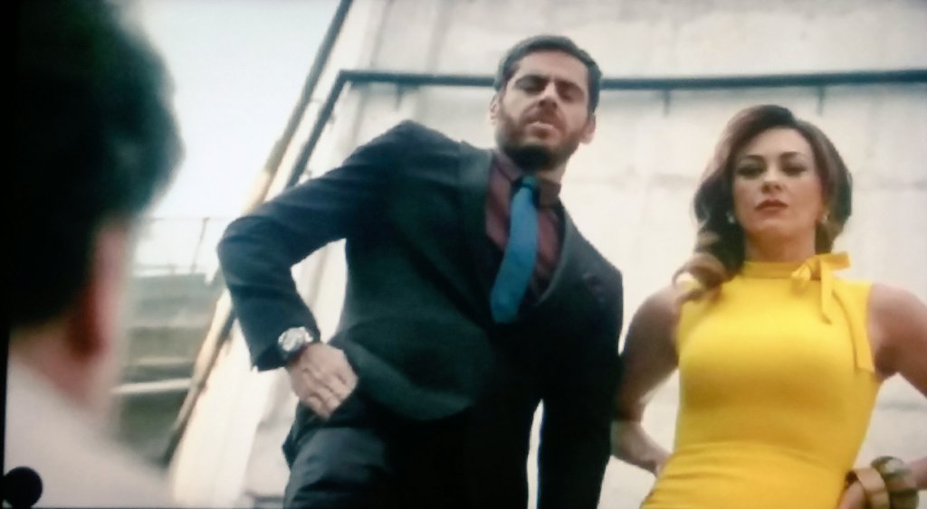 TvNvlas's tweet photo. Que sangre fria!
Que encena bien hecha! 👏👏
@jmgaleano_ @aracelyarambula
#LaDoña #Cap04 https://t.co/PUOeOFhaWU