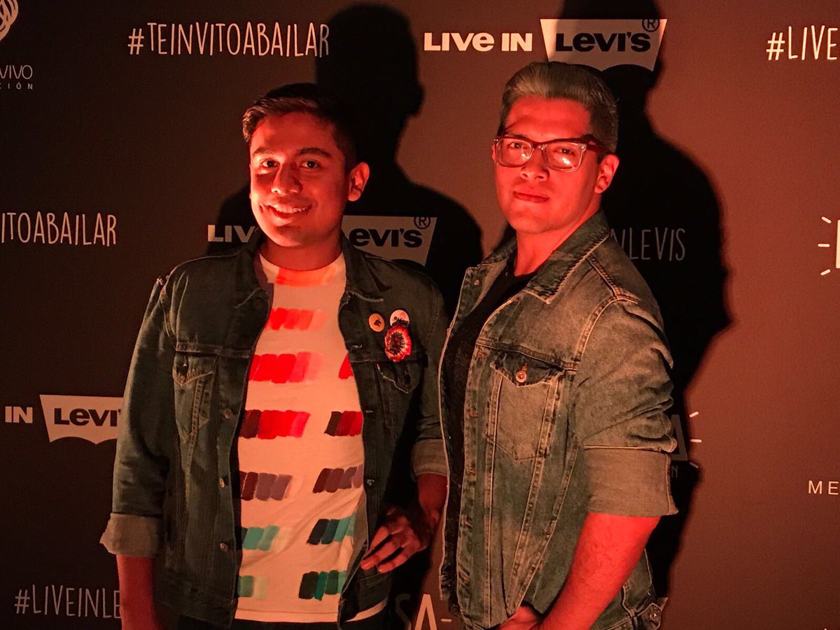 WMexicoCity's tweet photo. ¿Qué mejor para celebrar la diversidad que @PepeYTeo? Nos encanta tenerlos esta noche.
#LoveTravels #WPRIDE https://t.co/1DX1h6xsnK