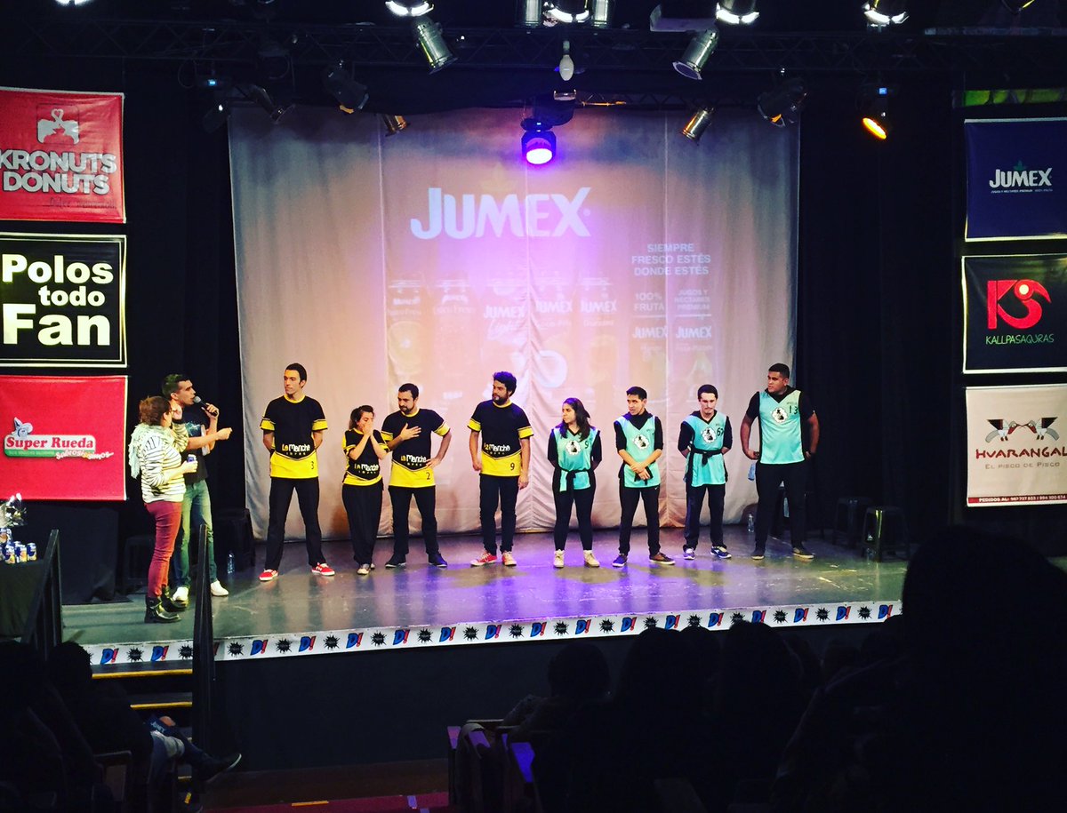 ACDiantres's tweet photo. Los partido que van jugándose en el #ImproMatch2017 #LaCentral @Imprologia #ImproNorte https://t.co/Hg2uITdPX8