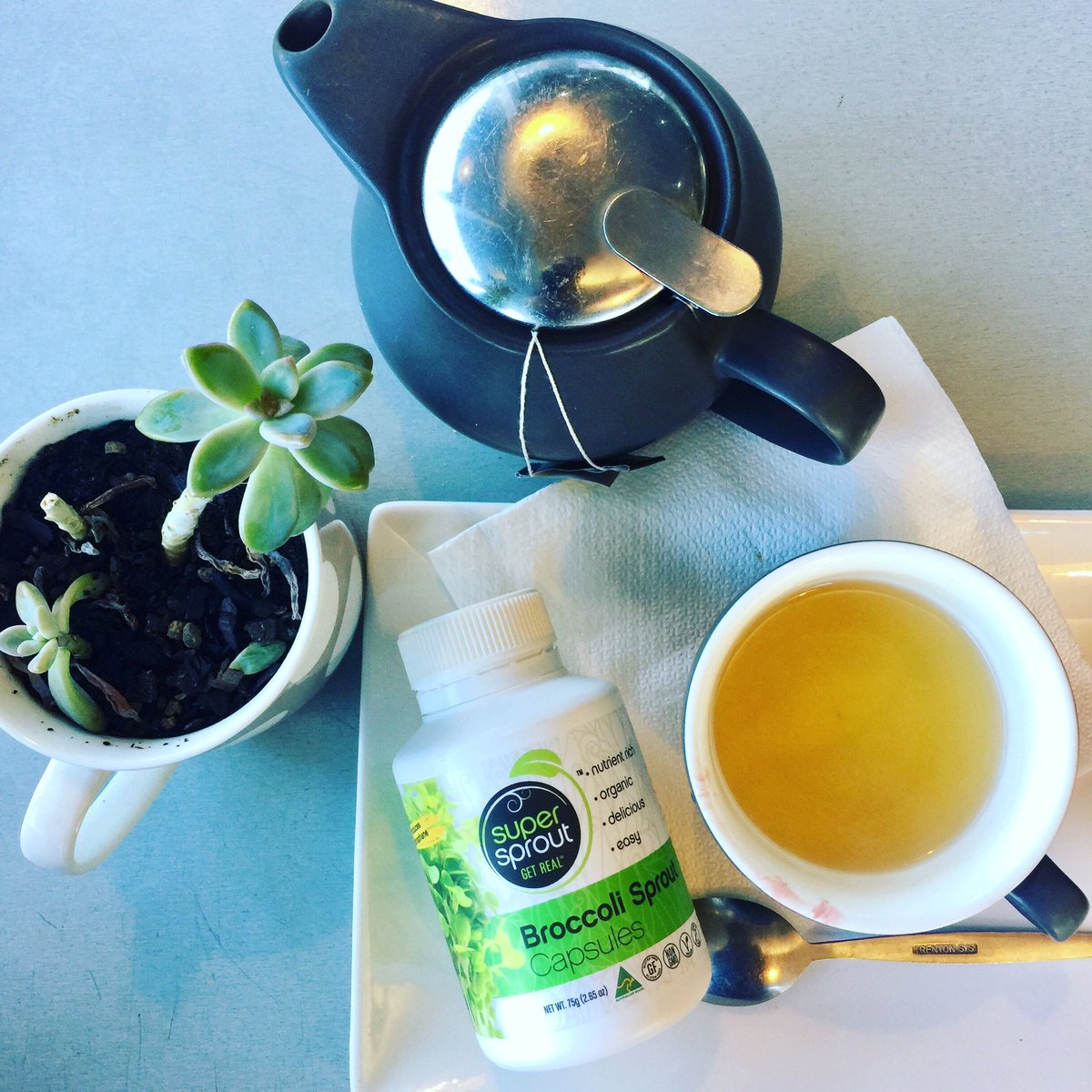 goodfoodgal's tweet photo. #takeanywhere #takeeverywhere #broccolisprouts https://t.co/6GhZtxg6zb https://t.co/e9HDY2K7Xa