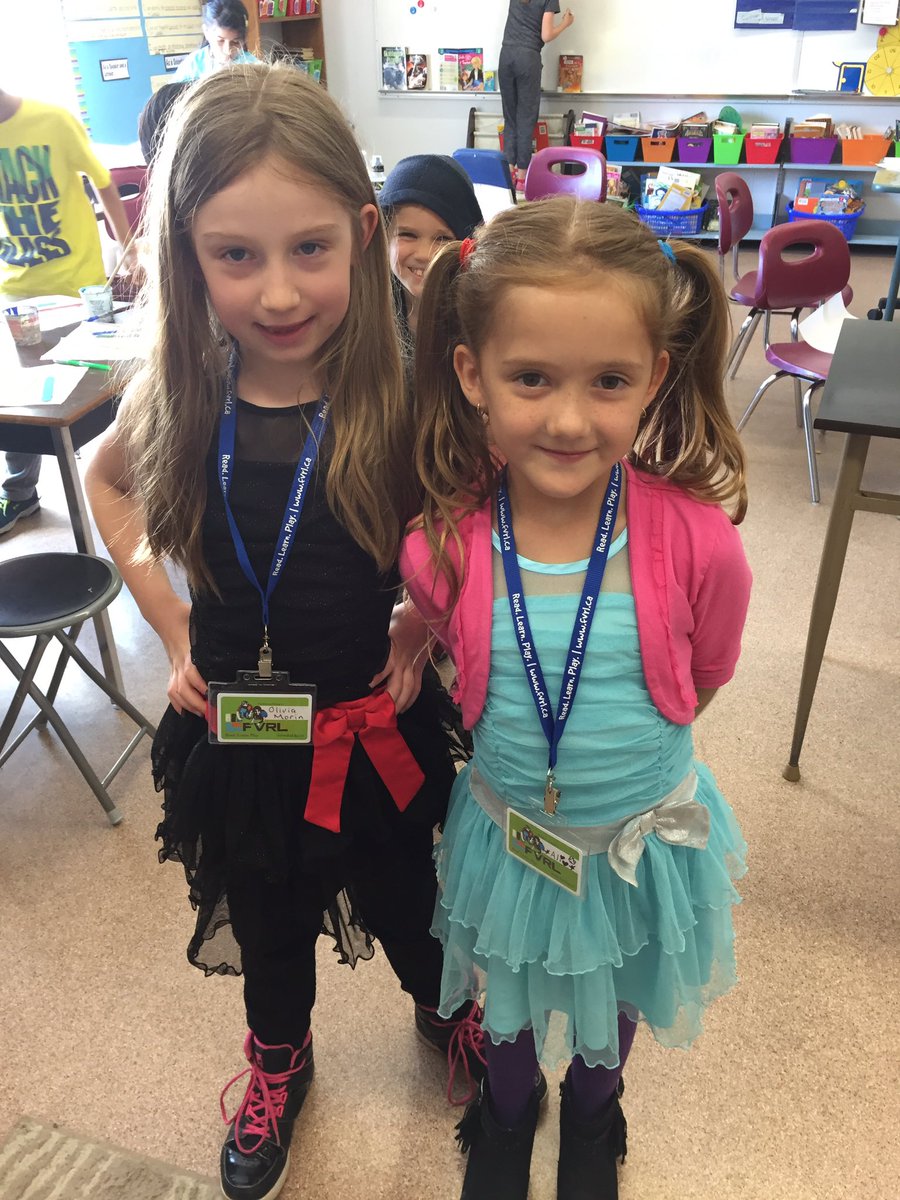 mrs_boysen's tweet photo. Am I seeing double? No... it's Twin Day at Gray! @deltasd37 https://t.co/BIUYaRCqRJ