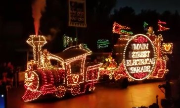 LBeachNightOut's tweet photo. For all of you who missed Disneyland's Main Street Electrical Parade here it is for you to enjoy! https://t.co/vDmdPSrhw0 https://t.co/5Xqcaza0Md