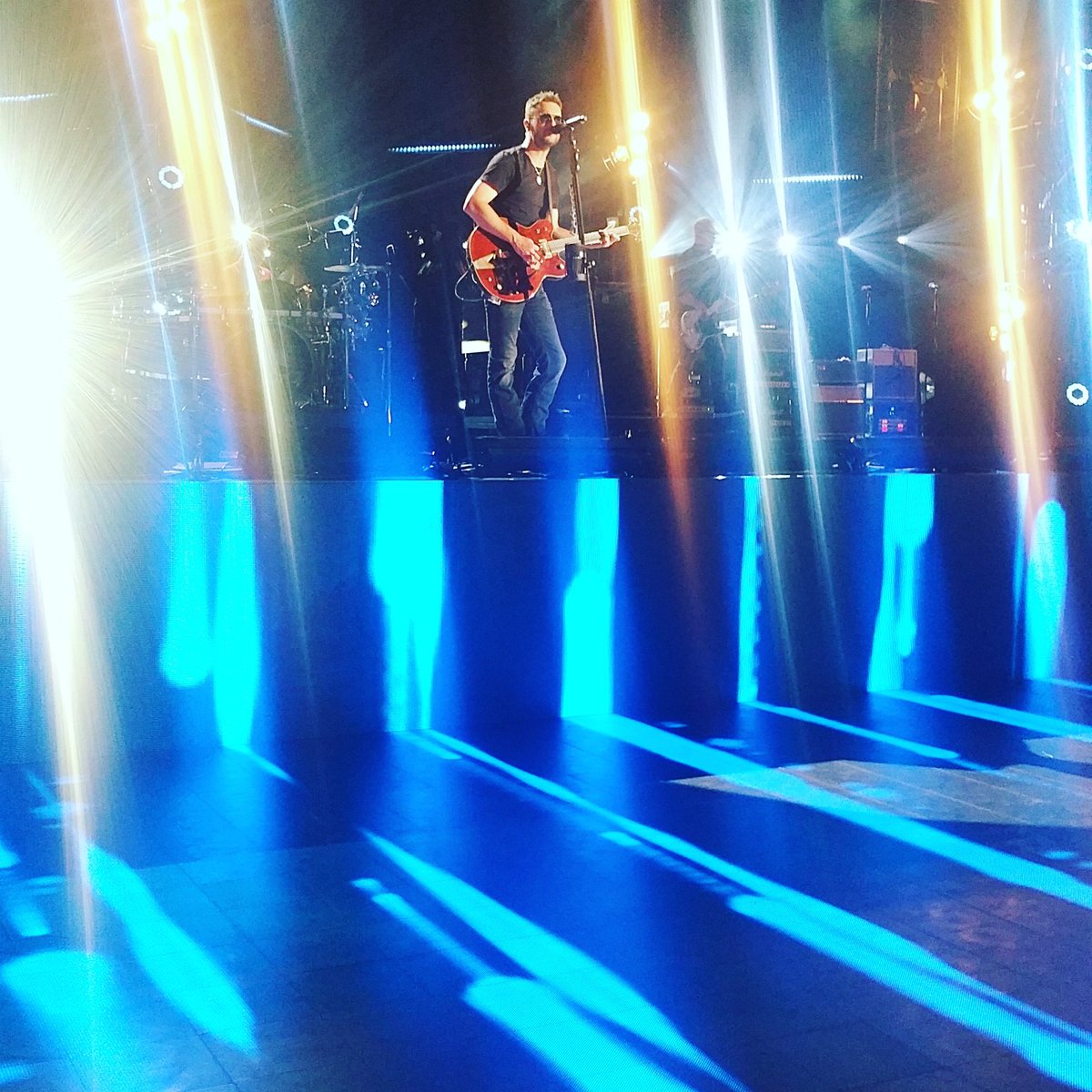 Thats_soJenn's tweet photo. @ericchurch just made my #CMAFest complete! I can go back to Delaware now, and it's only day 2! https://t.co/lTHdJclGuQ