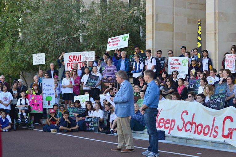 ProtectPerthMod's tweet photo. Contrary to Sue Ellery claims | Parents care about school location #SavePerthModern  Keep Perth Mod in Subiaco https://t.co/VDoJ6tOW32