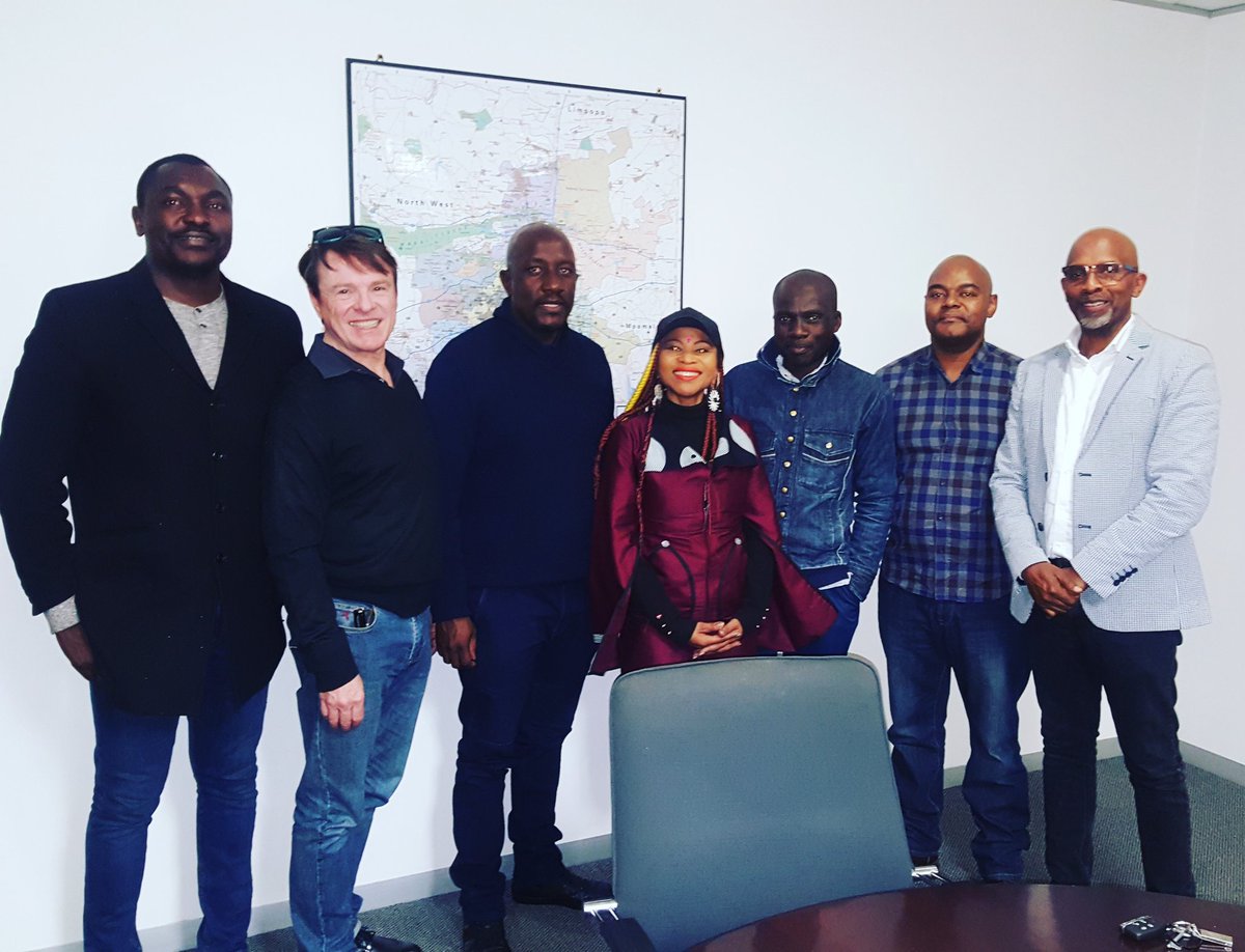 OfficialGFCza's tweet image. Meeting with collectives of creative industries in @GautengProvince #GautengFashionCouncil @TheGGDA #GautengTourism @GautengFilmCom &amp;amp; #GEP