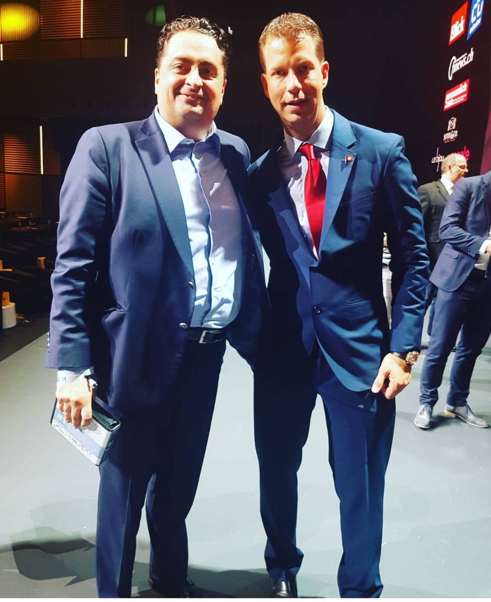 Dr_Kenan_Crnkic's tweet photo. Danas #megapartnering sa #JTFoxx 
Večeras i sutra zajednički  nastup na poziv #intelligentmillionairesnetwork
Izazovno-poželite mi sreću :) https://t.co/QqGrFRJZv7