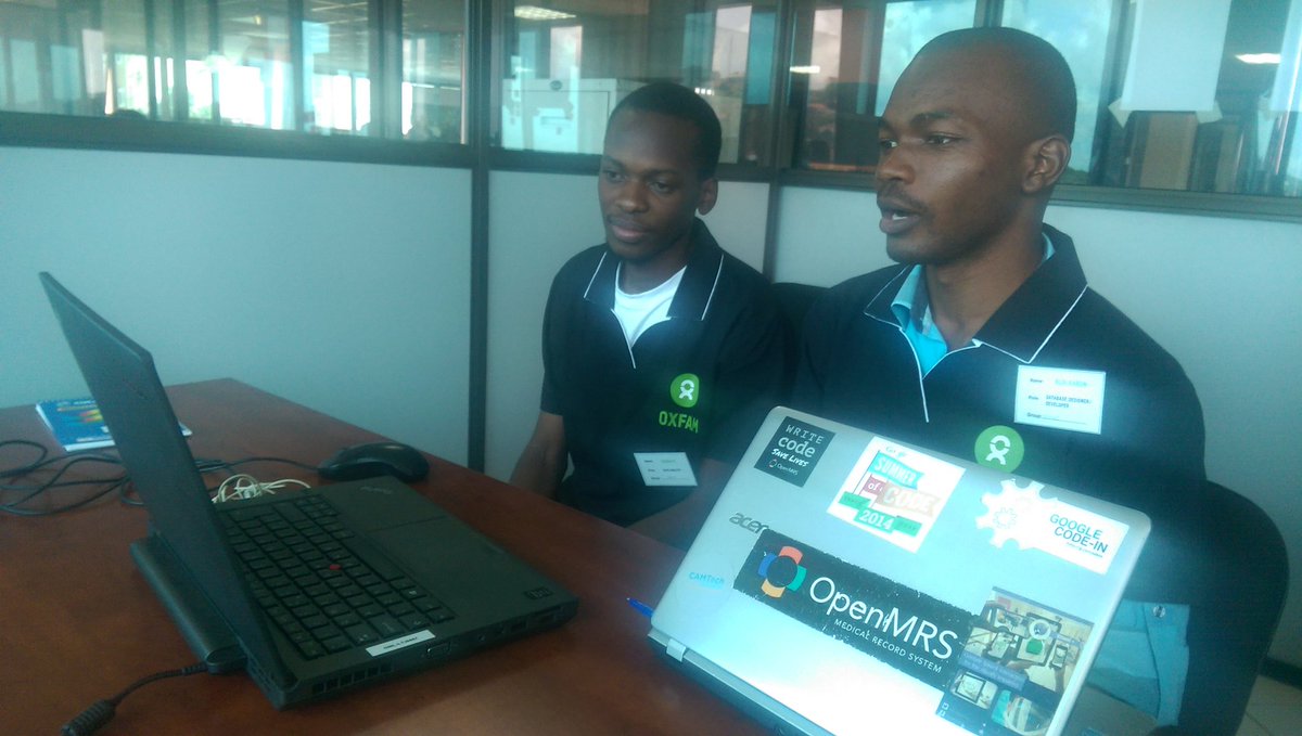 ivan_upsons's tweet image. #datalabug team manya ssente. 2minute pitch of their idea