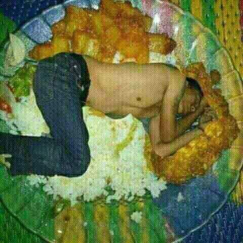 sikkutwardrobe's tweet photo. Menu hari ini. selamat menunggu buka puasa https://t.co/dCbGlAX4FX