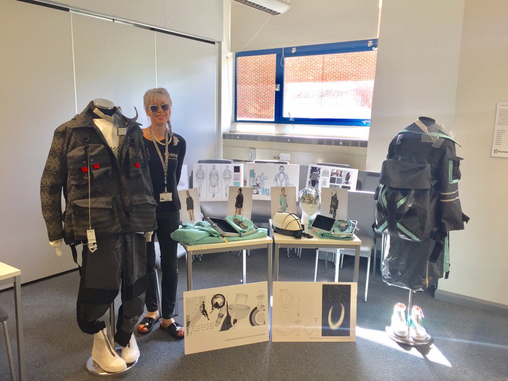 At SpaceUp London today with the ESA collection <a href="/RavensbourneUK/">Ravensbourne University London</a> <a href="/esa/">European Space Agency</a> @LindaSDrew <a href="/lawrencezeegen/">Lawrence Zeegen</a> <a href="/DoubleMeVR/">DoubleMe</a>