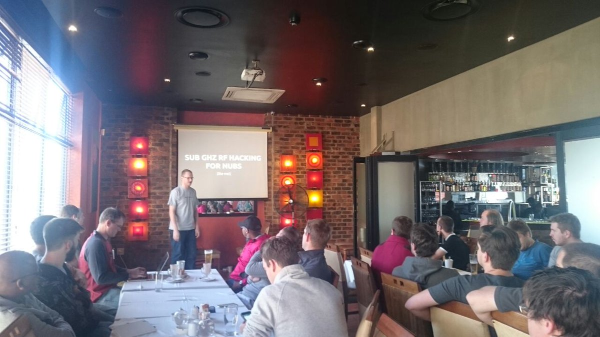 Thats <a href="/leonjza/">_leon_jacobs(💥)</a> showing off some SDR coolness