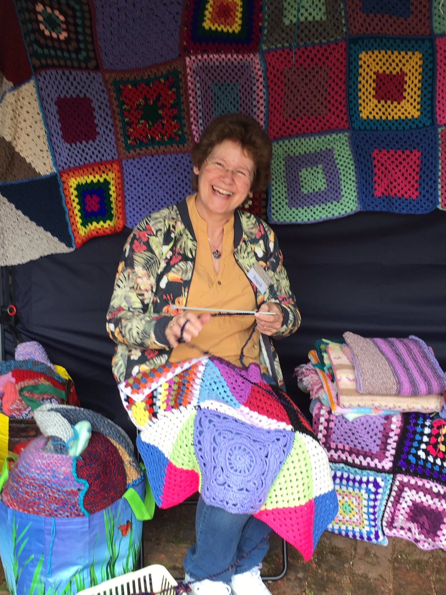 weaversworkshop's tweet image. World Wide Knit in Public Day @weavershouse 11-4 today come and join us. #wwkipday