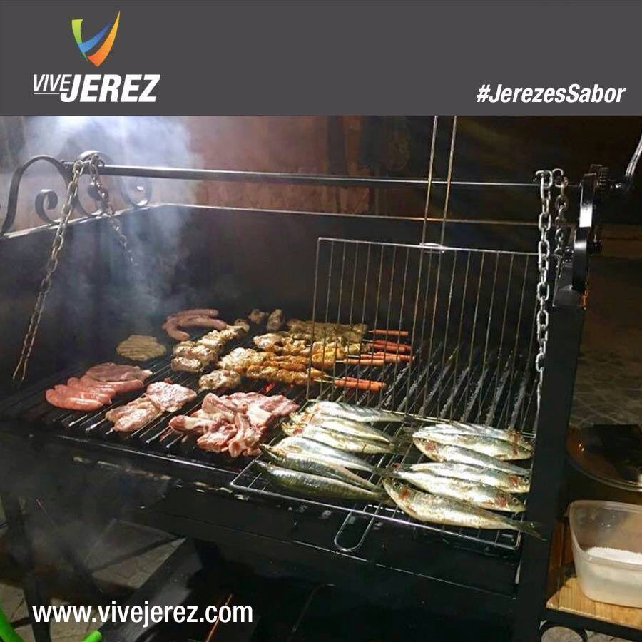 JerezesSabor's tweet photo. Hoy es sábado y toca barbacoa nocturna en La Terraza del Mosto, te apuntas?. Te esperan en Paseo de las Delicias, frente a Calería Cantalejo https://t.co/uJSSvwfrRU