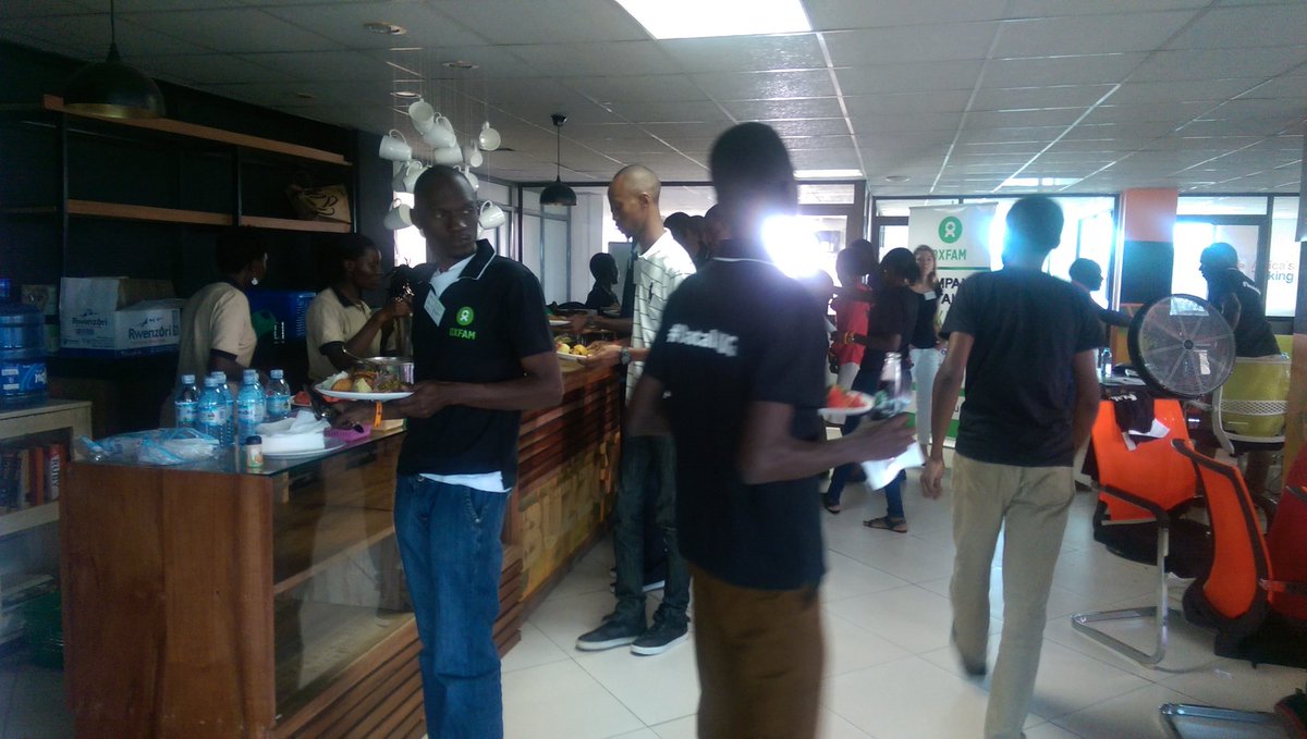 ivan_upsons's tweet image. #datalabug time to refill with a lunch a break